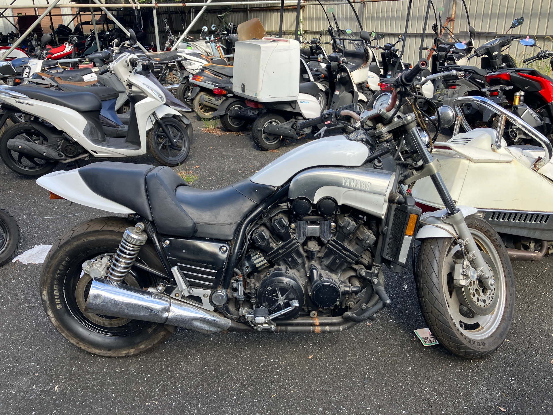 Yamaha V-MAX