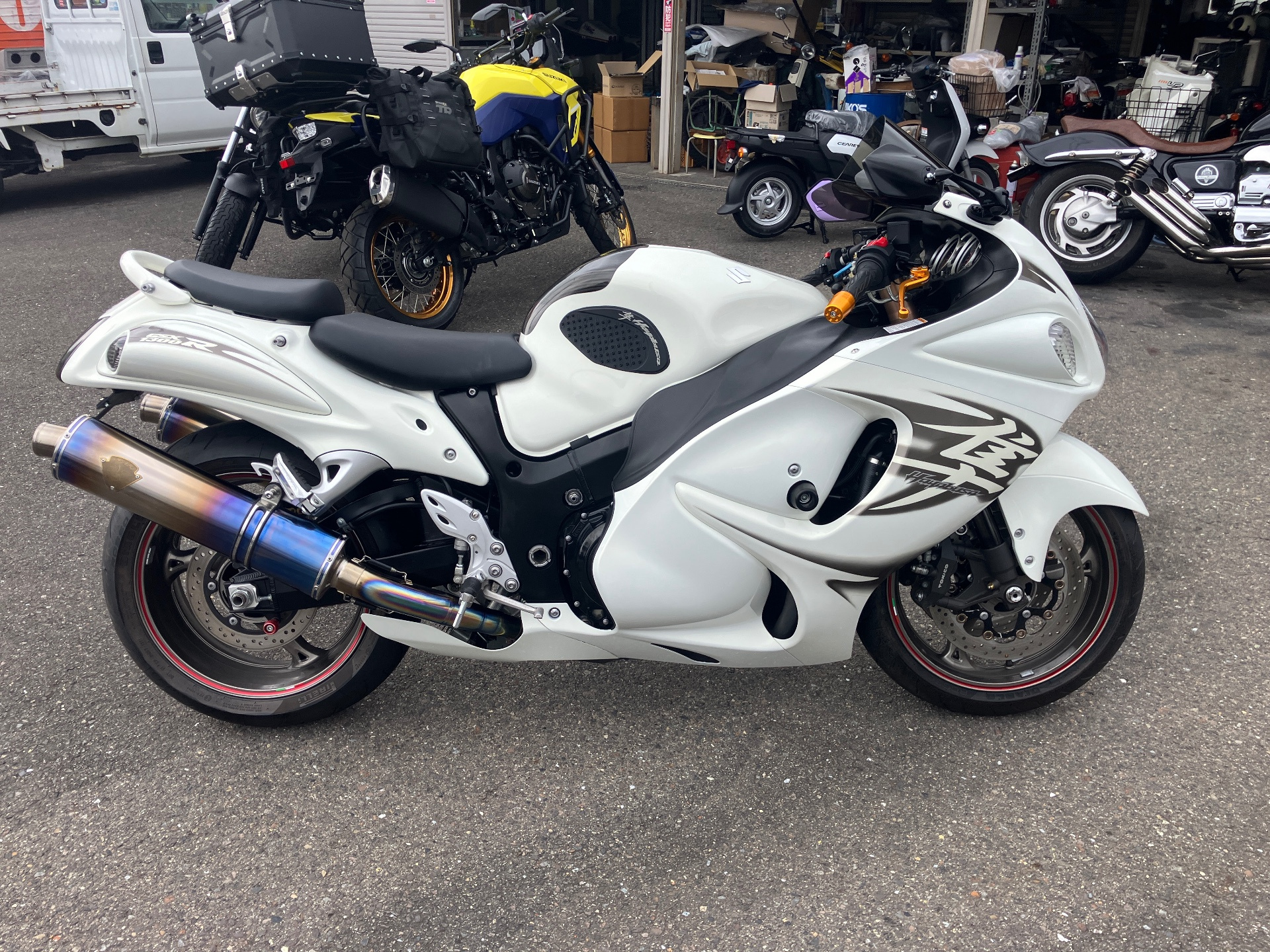 Suzuki GSX1300R HAYABUSA