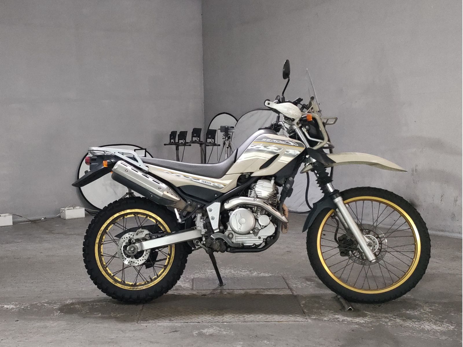 Yamaha SEROW 250
