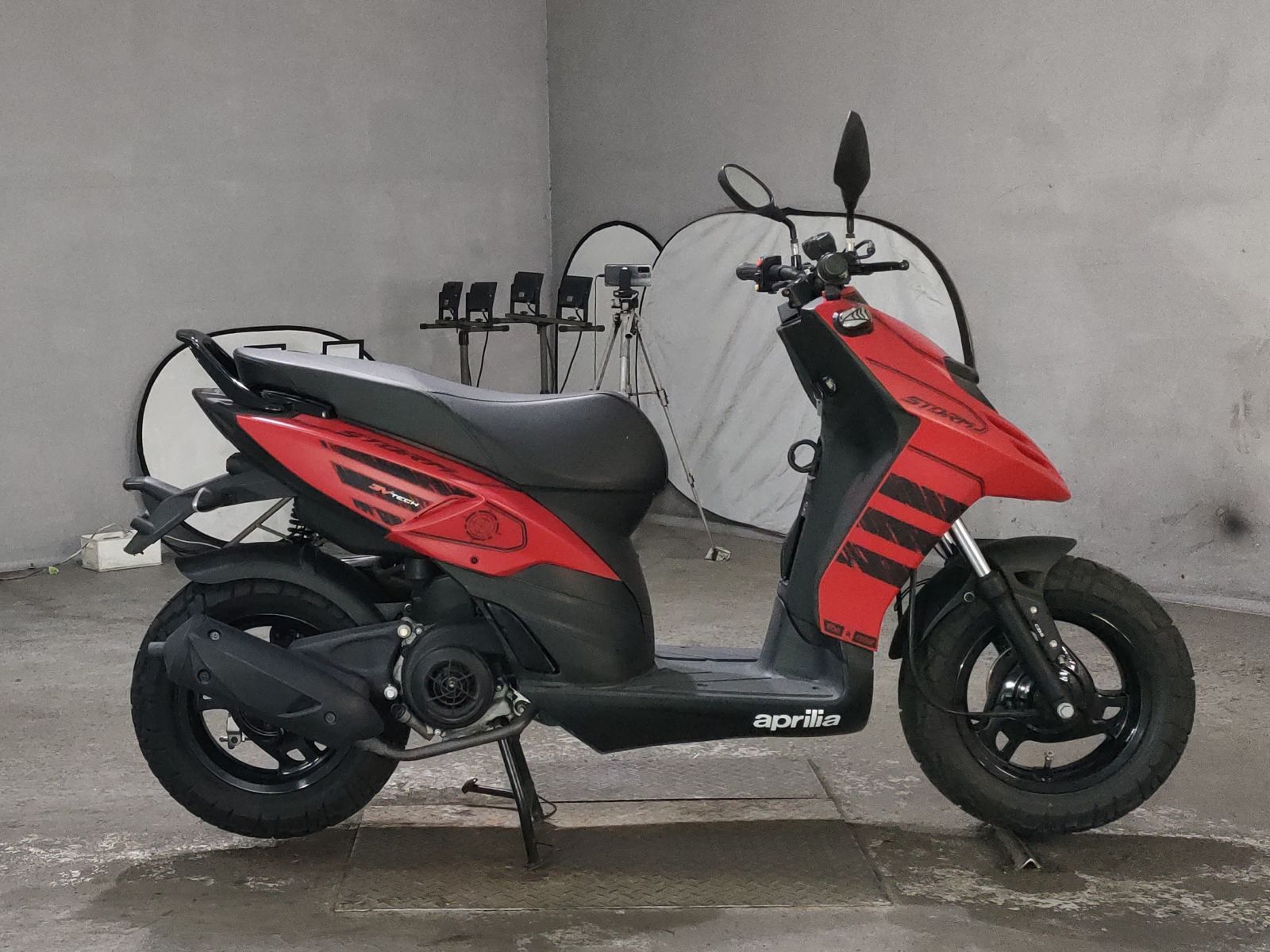 Aprilia SR125 STORM