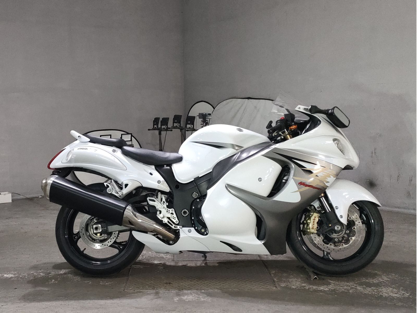 Suzuki GSX1300R HAYABUSA