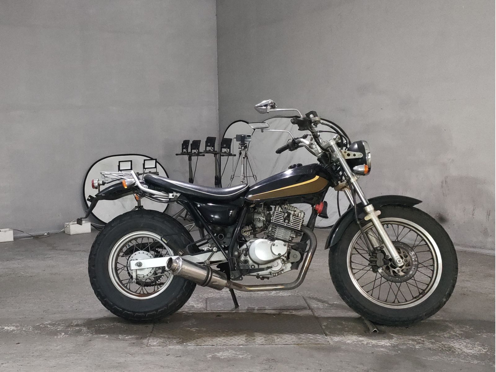 Suzuki VANVAN 200