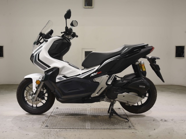 Honda ADV150