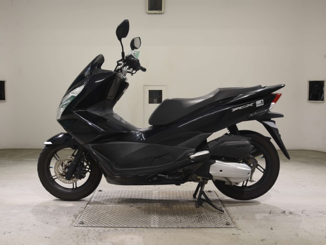 Honda PCX125-2