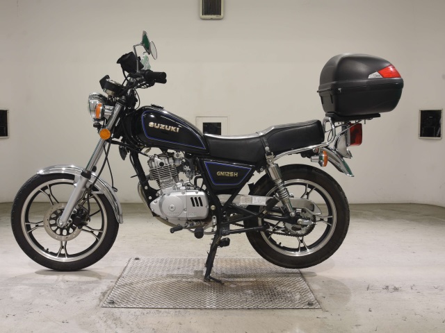 Suzuki GN125H