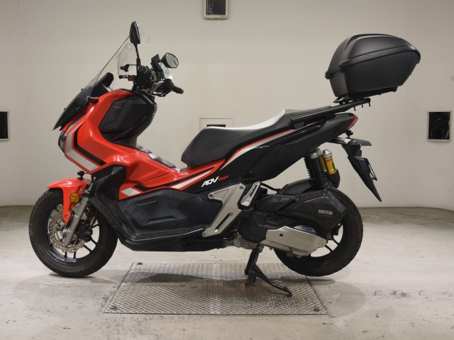 Honda ADV150
