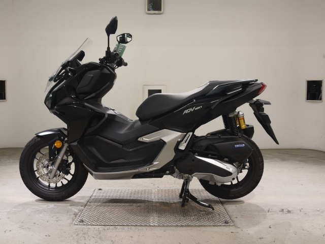 Honda ADV160