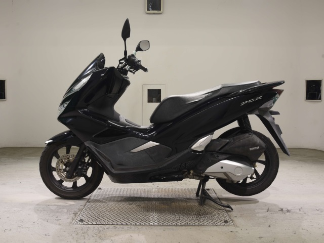 Honda PCX125-3