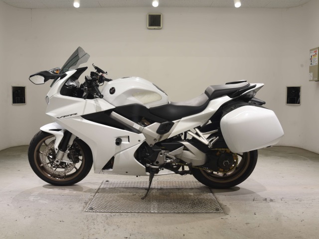 Honda VFR800F