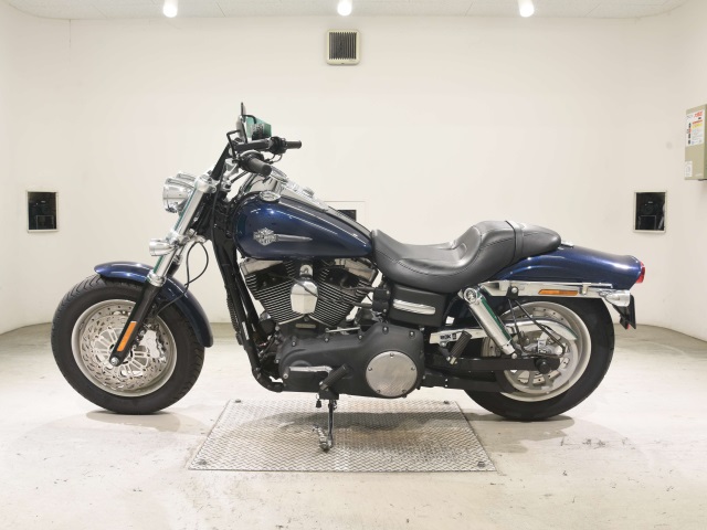 Harley-Davidson Dyna Fat Bob FXDF1580