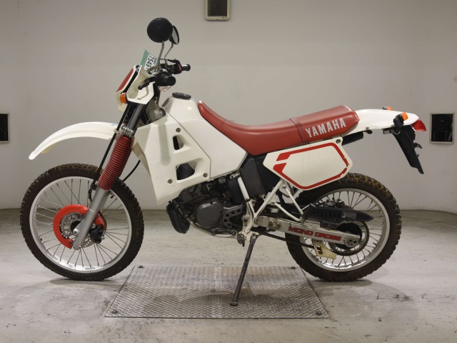 Yamaha DT125R