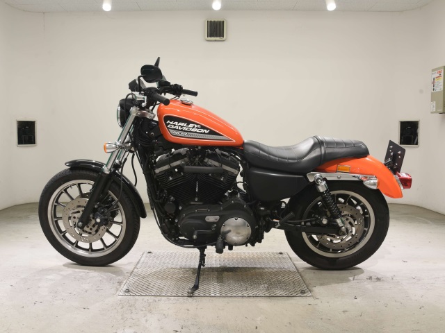Harley-Davidson Sportster 883 Roadster XL883R