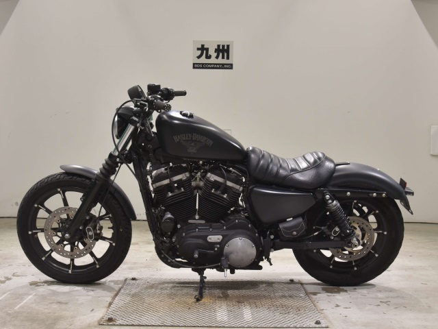 Harley-Davidson Iron 883 XL883N