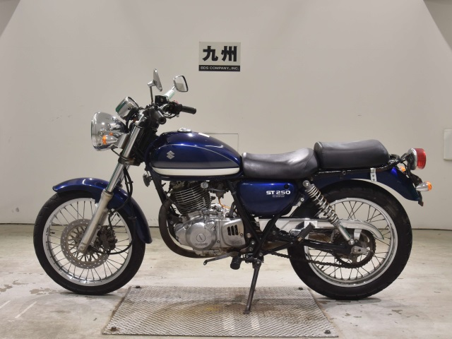 Suzuki ST250E