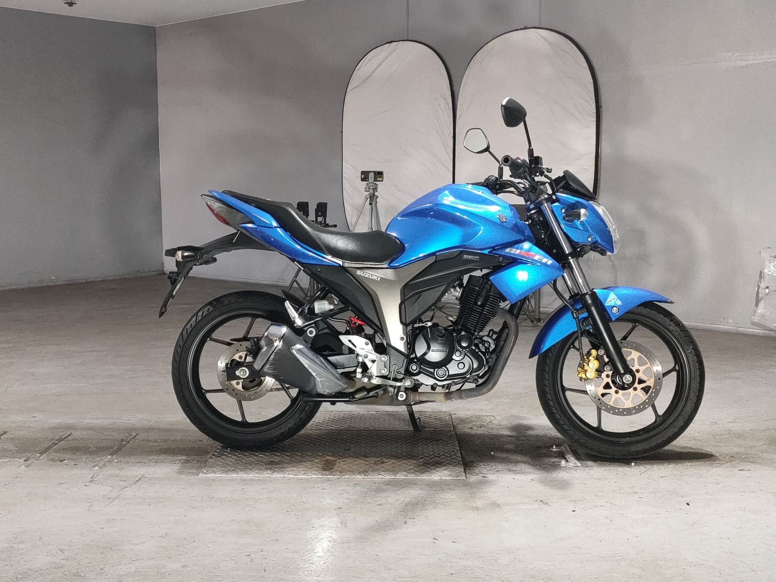Suzuki GIXXER-150