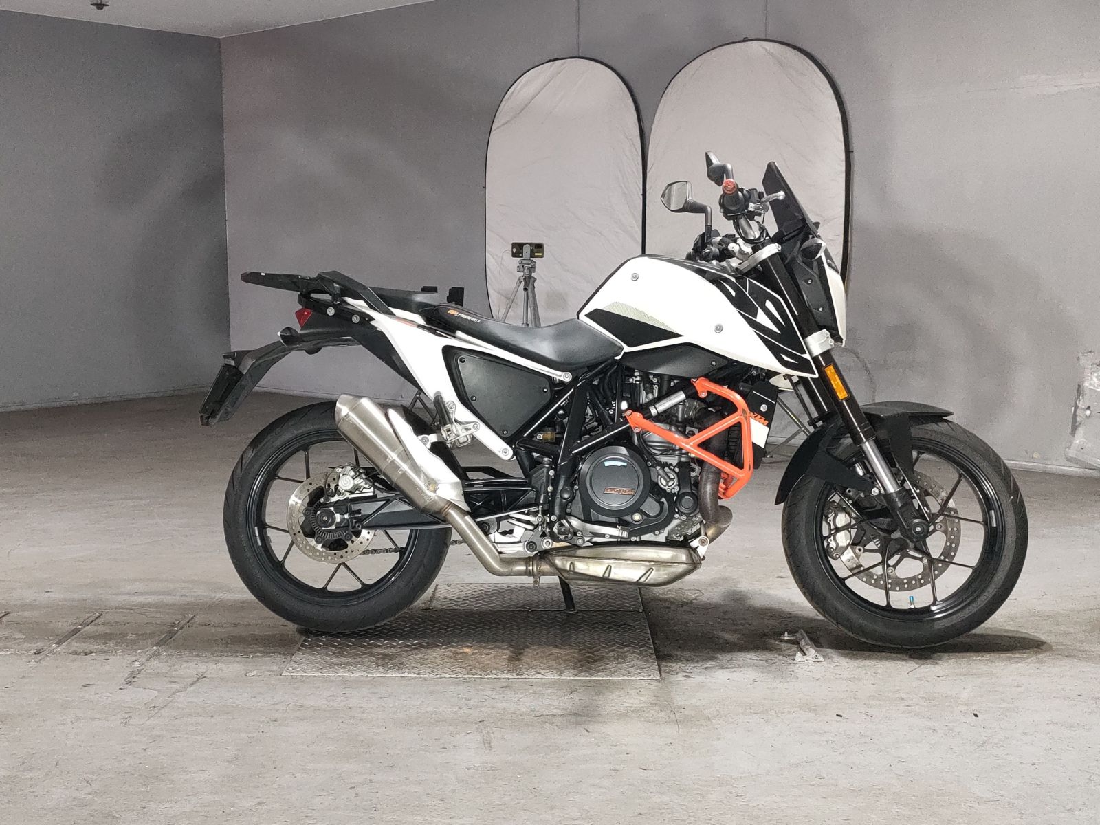 KTM 690 DUKE