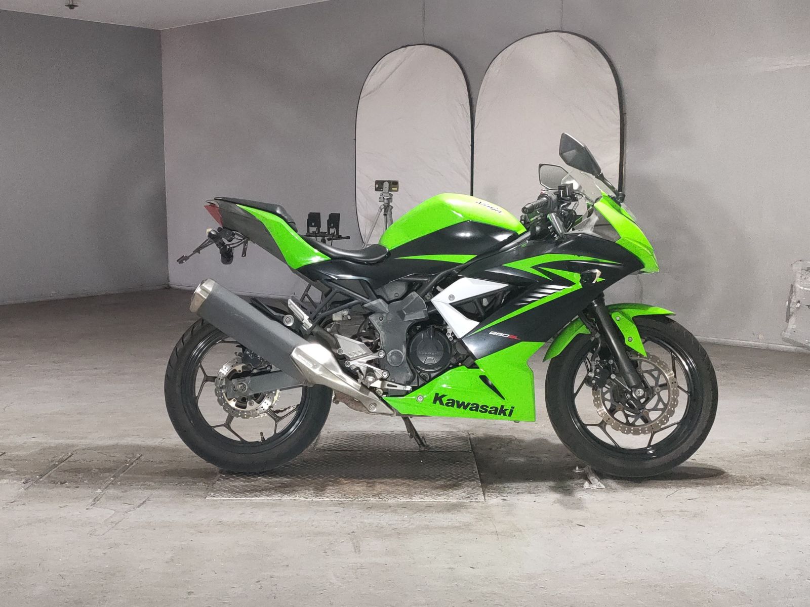 Kawasaki NINJA250SL