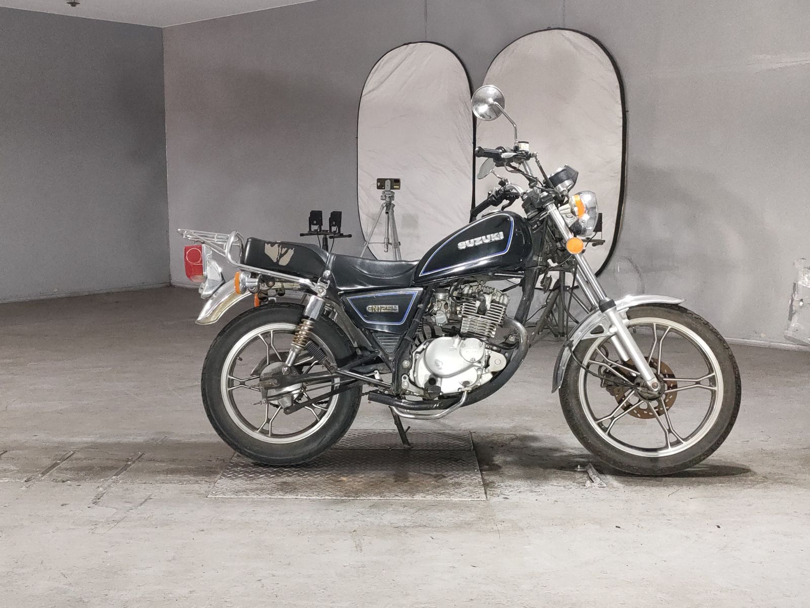 Suzuki GN125H