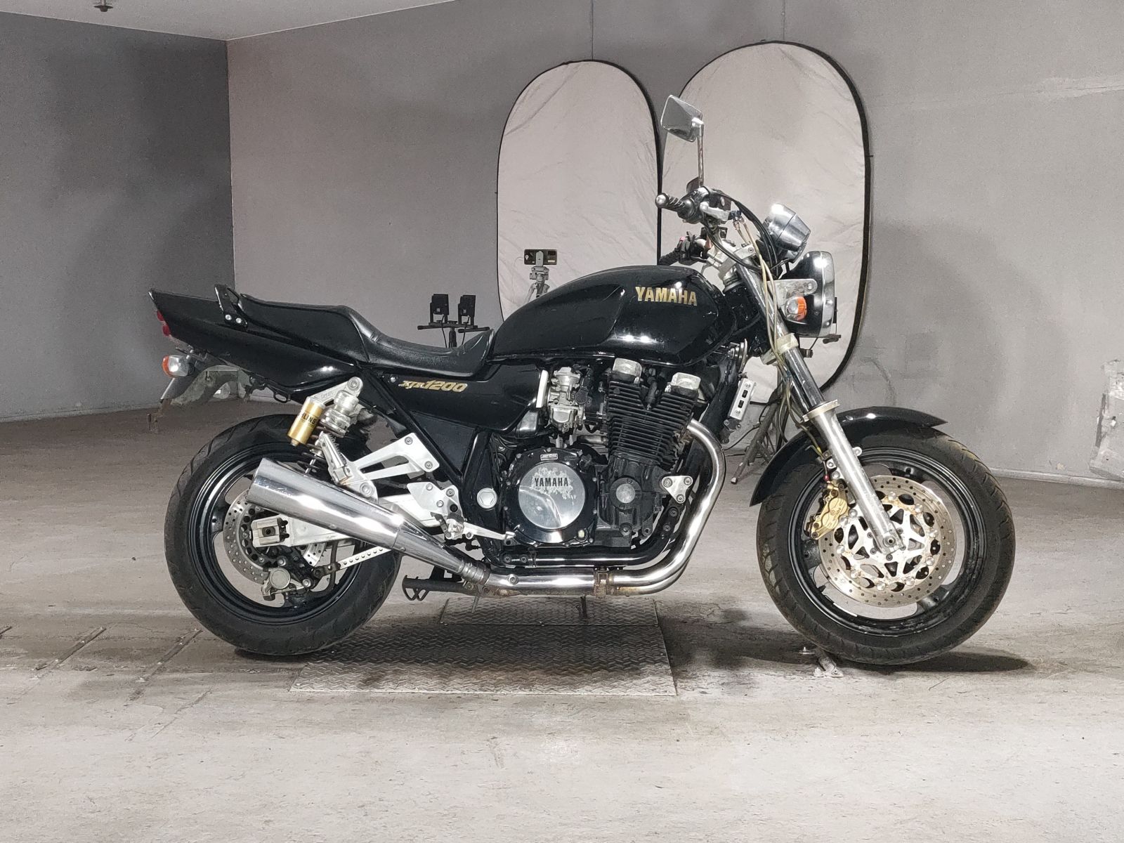 Yamaha XJR1200