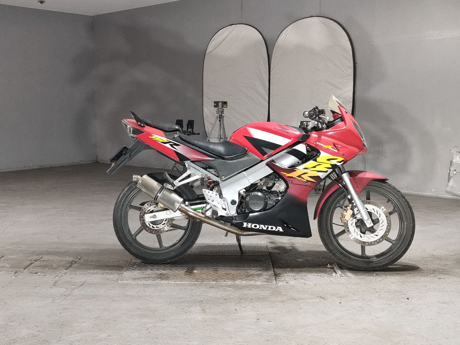 Honda CBR150R