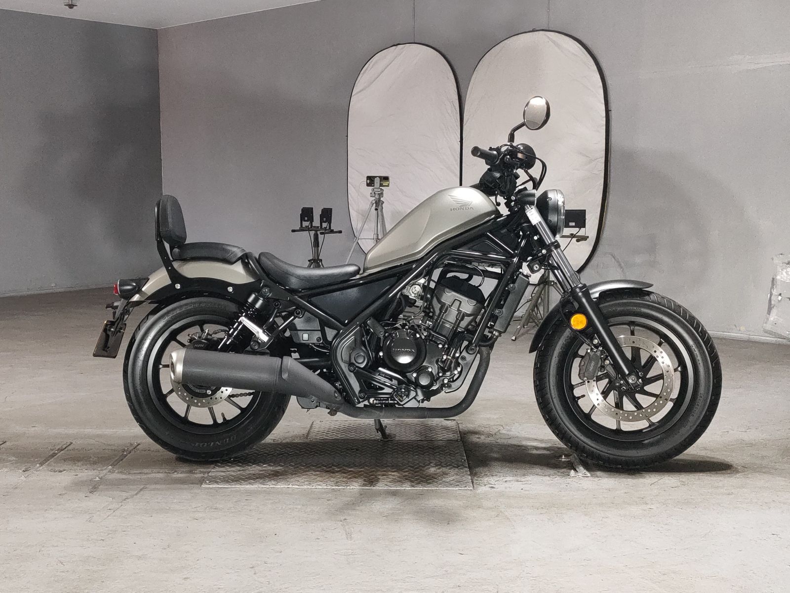 Honda REBEL