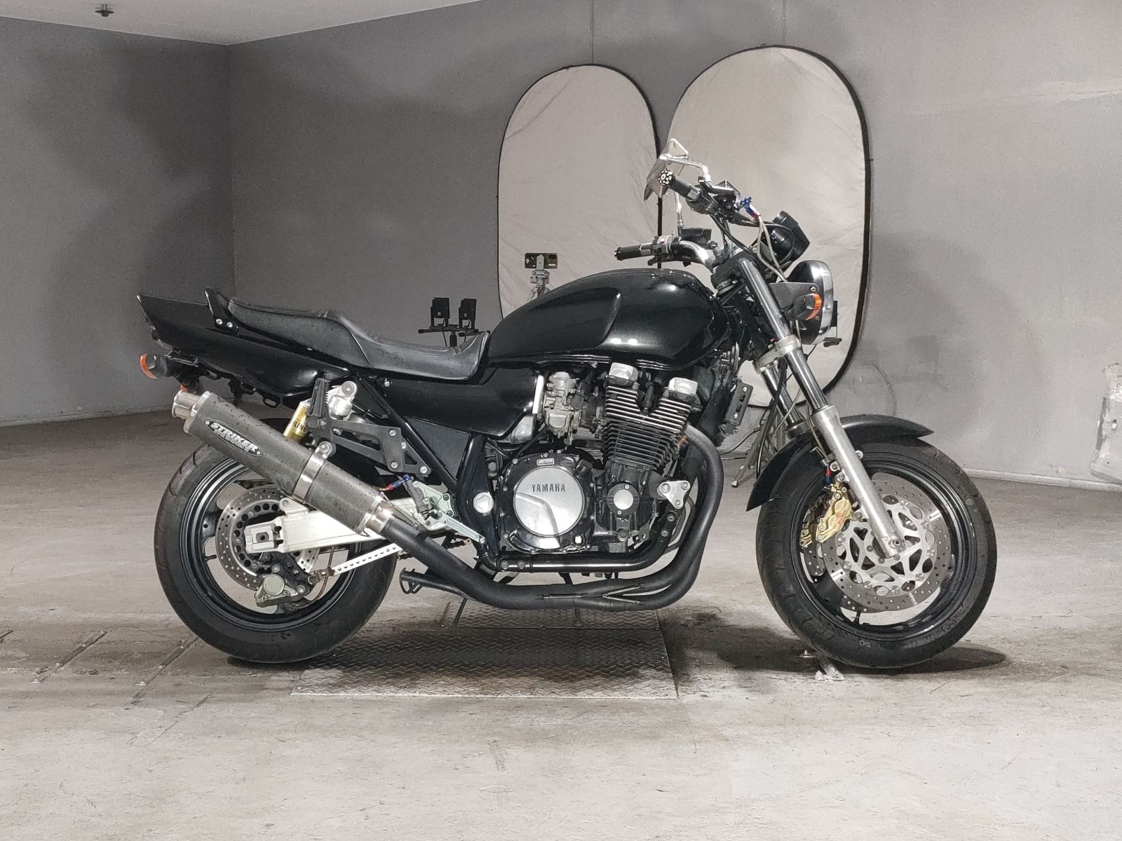 Yamaha XJR1200