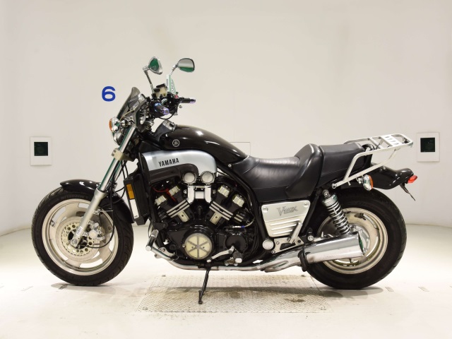 Yamaha V-MAX