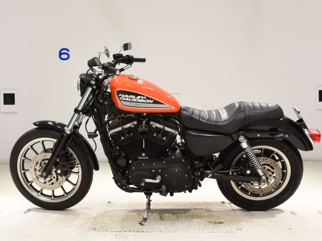 Harley-Davidson Sportster 883 Roadster XL883R