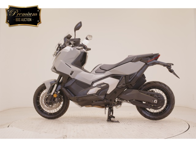 Honda X-ADV750-2