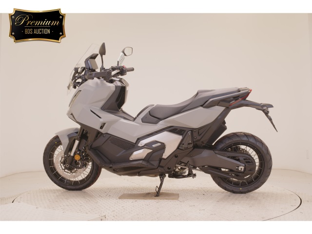 Honda X-ADV750-2