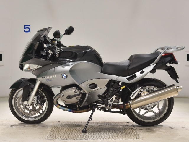 BMW R1200ST
