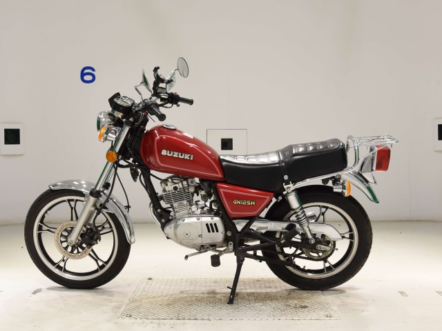 Suzuki GN125H