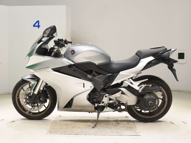 Honda VFR800F
