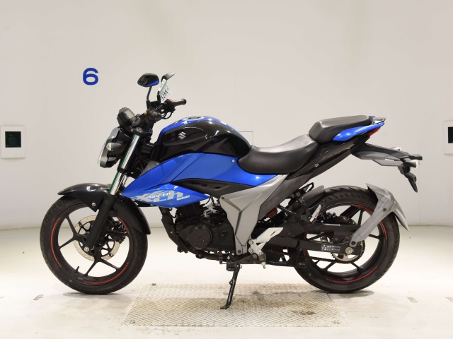 Suzuki GIXXER-150