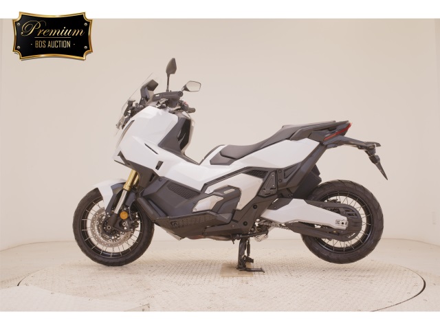 Honda X-ADV750-2
