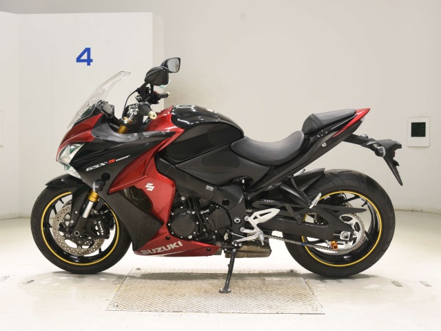 Suzuki GSX-S1000F