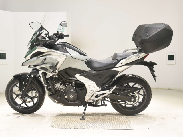 Honda NC750XD-3