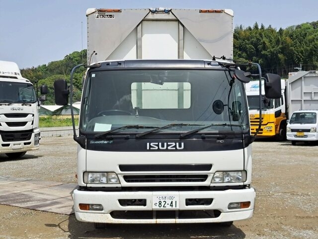 ISUZU FORWARD 2005