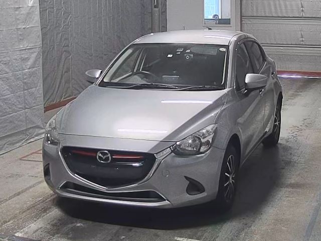 Mazda Demio 2015