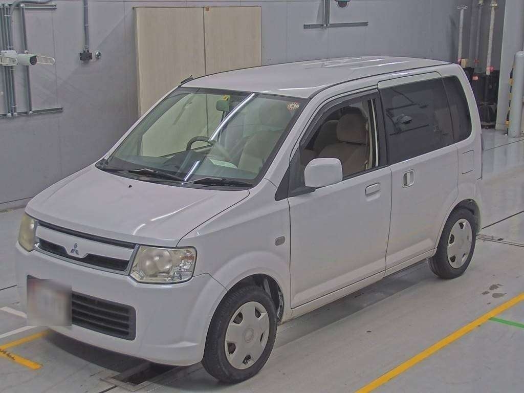 Mitsubishi EK Wagon