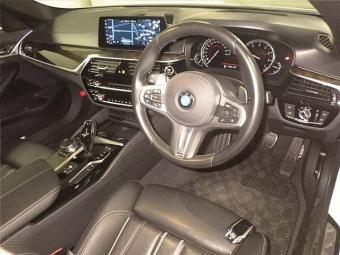 BMW 5 SERIES JL20 2017 года выпуска